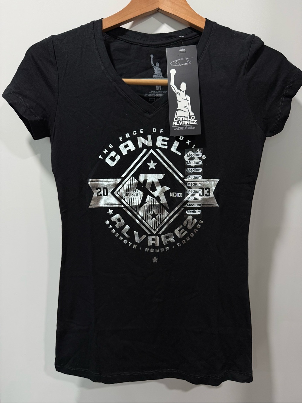 New with tags Official Canelo Álvarez Shirt Women’s Sz. Medium.